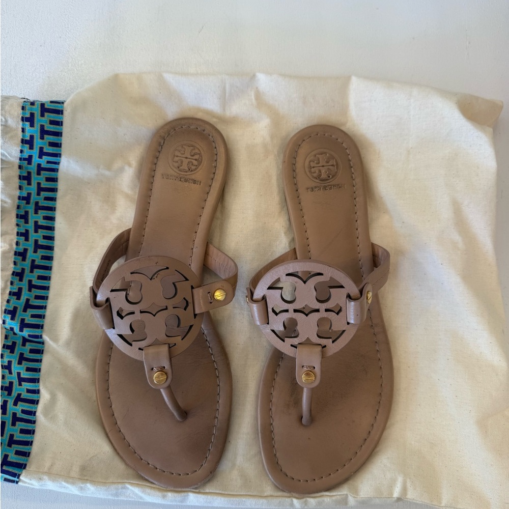 Tory Burch Women's Beige Sandals - Picture 2 of 4